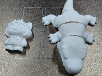 flexi cutter with Dinosaur and Kitty Figurine ex