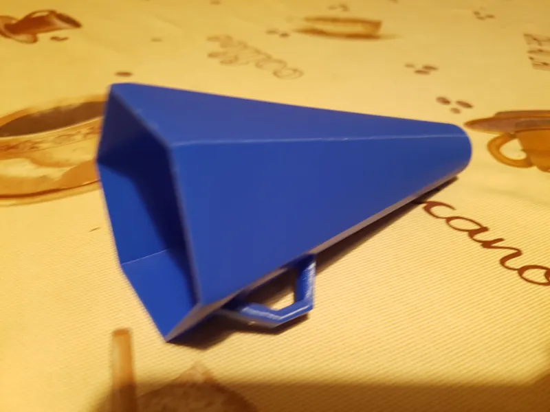 Polygon funnel