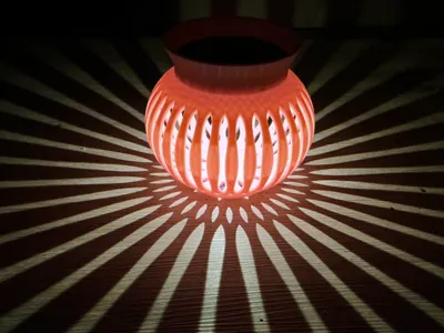 Poppy Solar Table Light