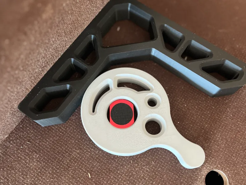 Quick-Lock Bench Dog Cone Clamp - Workbench