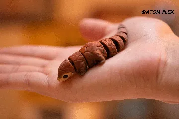 Soporte: Dango the Flexi Pangolin — vista de referencia 3