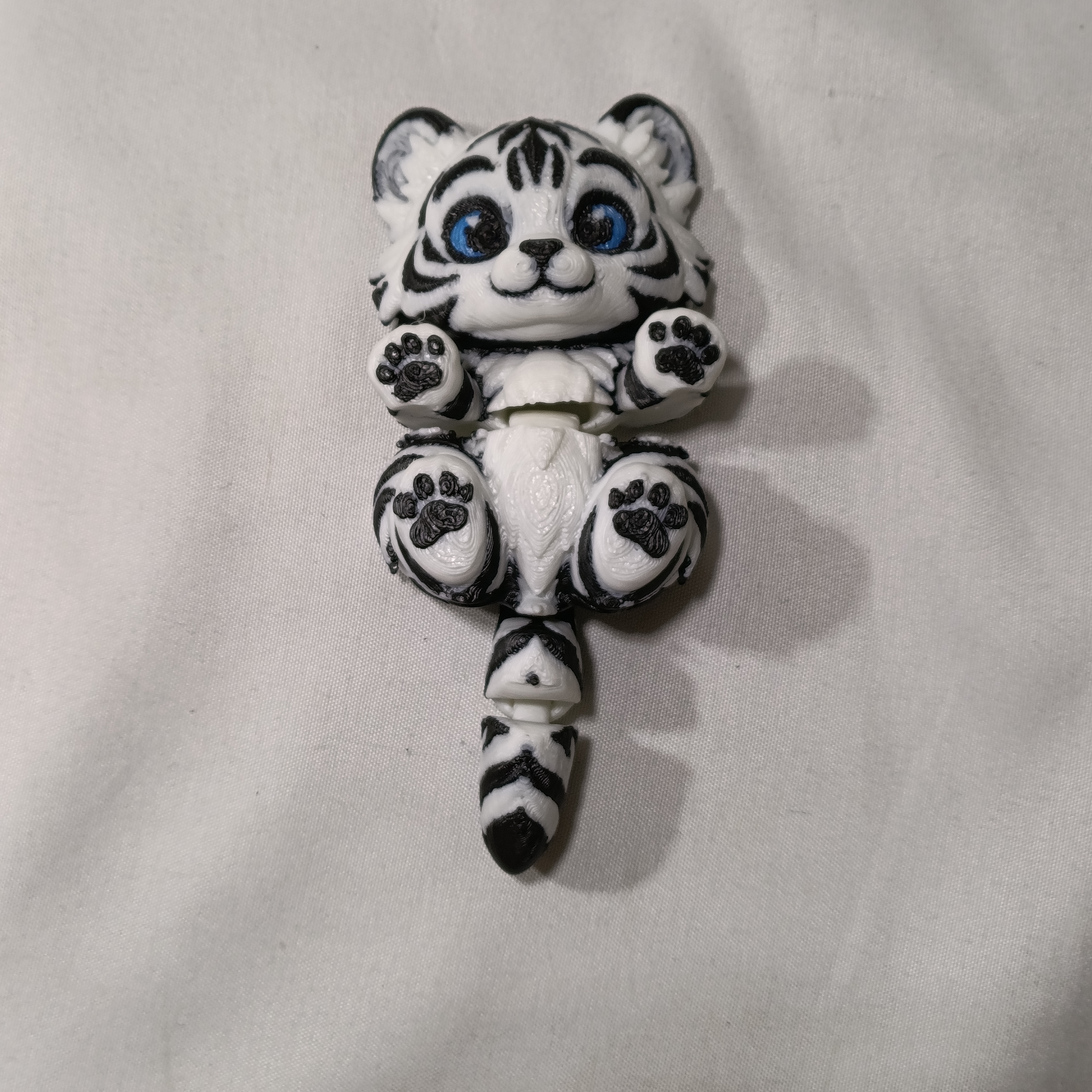 White Tiger Articulated Flexi - 1