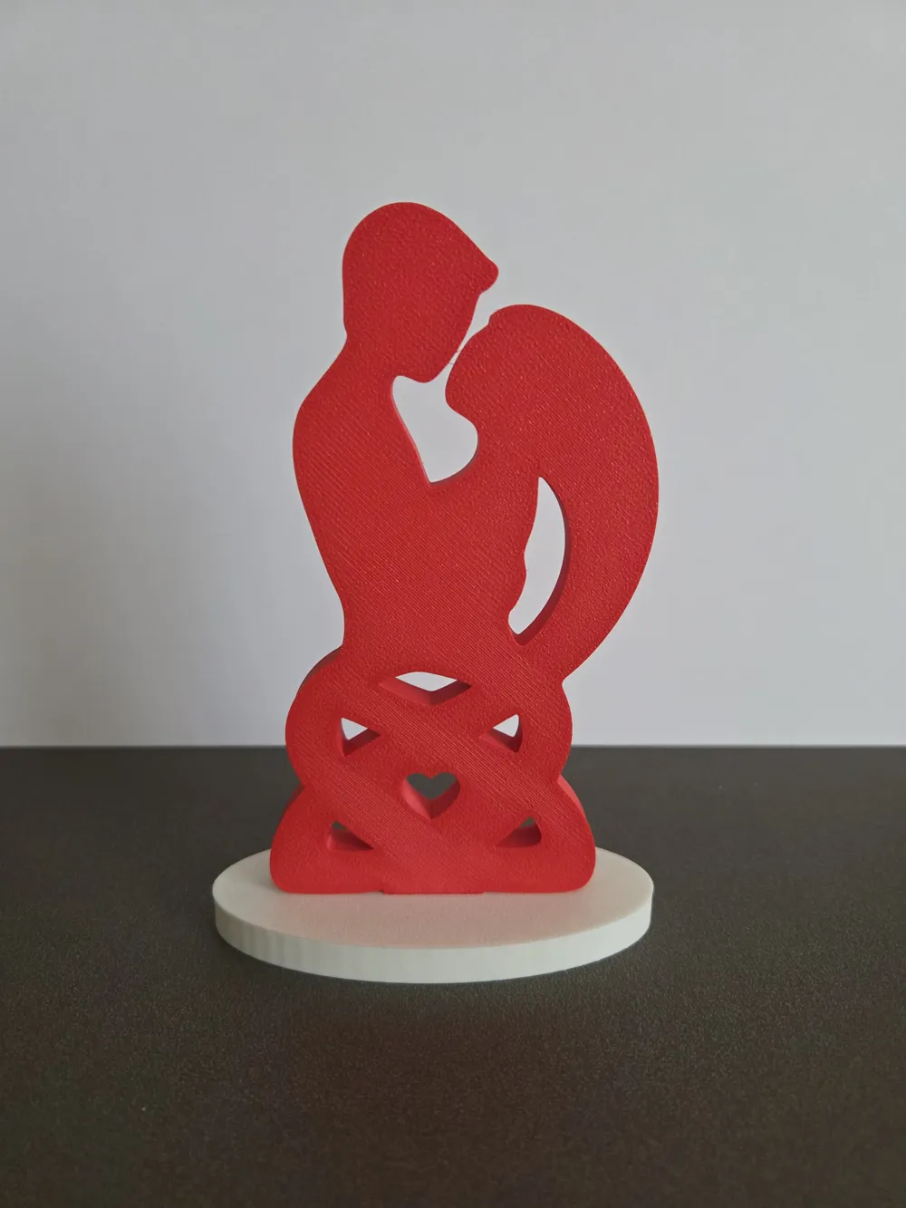 Romantic Couple Sculpture with Base - Cake Topper - Free 3D Print Model ...