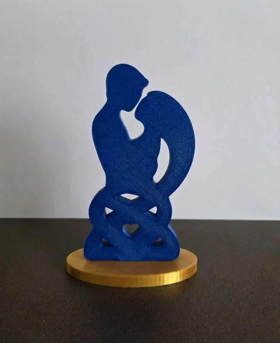 Romantic Couple Sculpture with Base - Cake Topper - Free 3D Print Model ...