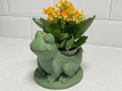 Frog planter