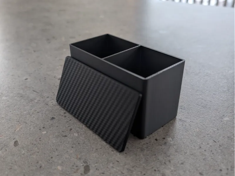 Aufbewahrungsbox mit Deckel und 2 Fächern