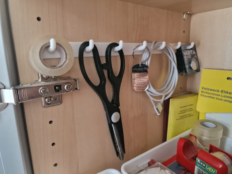 Ikea Kasten Organizer mit Harken und Mini-Regalen