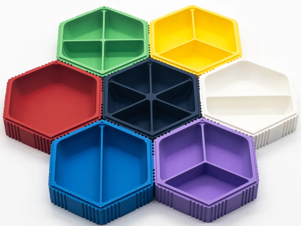 Special Design Magnetic Portable Game Sorting or Storage Box Multi-Purpose and Collectible