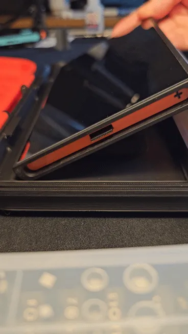 Switch 2 - Slim travel case view 2