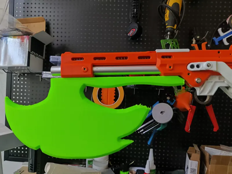 芒种发射器斧头下挂（Mangzhong launcher axe hangs underneath）