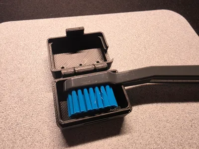 Toothbrush case with print in hinges