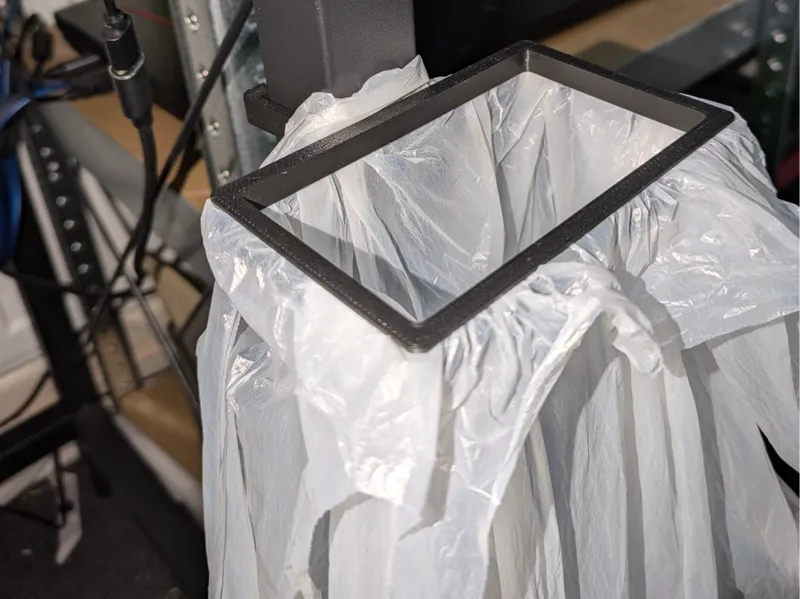 Metal Frame Desk Trash Bag holder