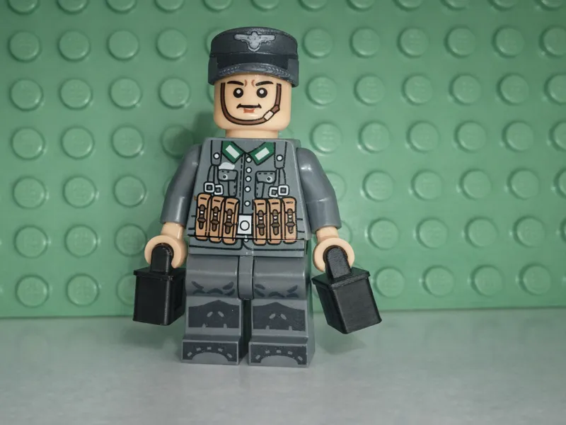 LEGOWW2 Munitzions box