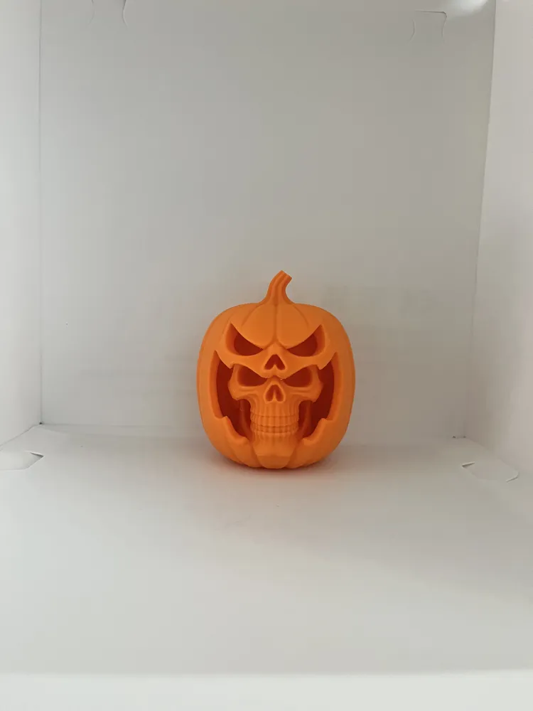 Halloween pumpkin with skull inside by Future 3D MakerWorld: Download ...