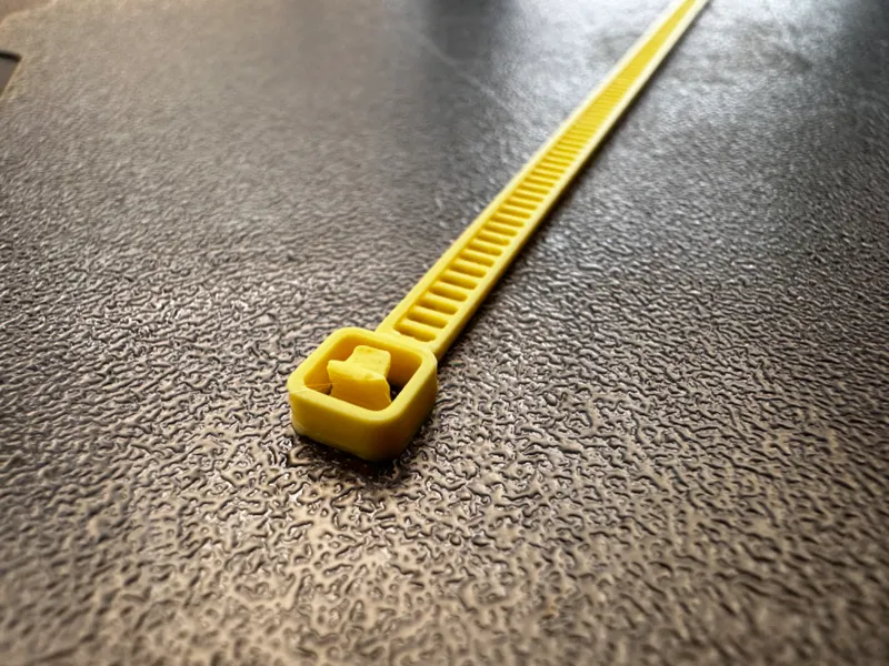 Just another zip Tie / Kabelbinder