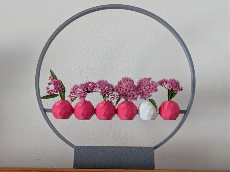 Modular Deco Ring with Faceted Flower Spheres