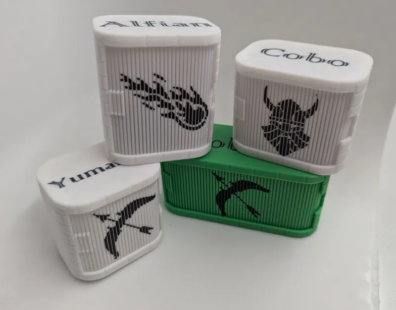 Customizable DND Miniature Square Box