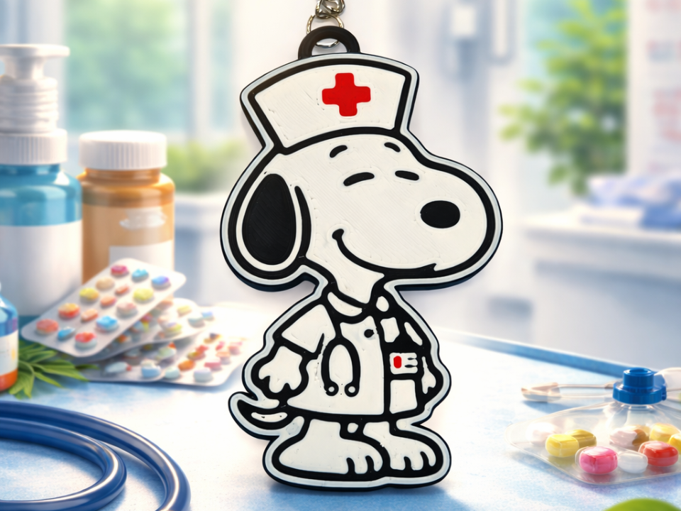 Snoopy Doctor keychain