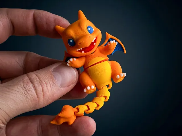 Articulated Charizard Dragon Keychain