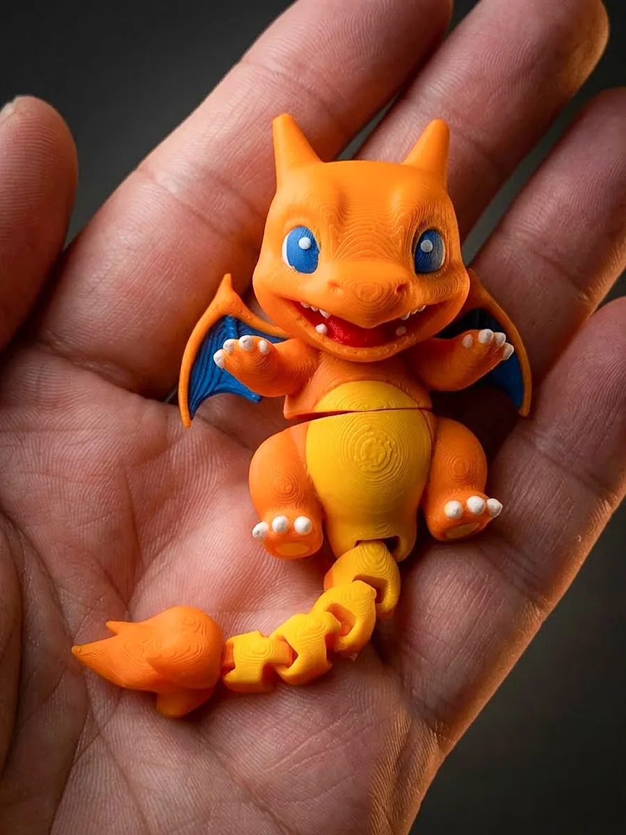 Articulated Charizard Dragon Keychain view 2