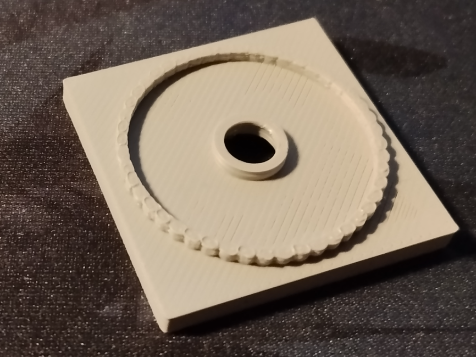 4x4 Turntable Square Base, Locking 61485