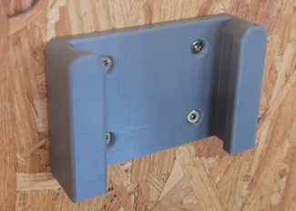 Makita 18V Wall Mount