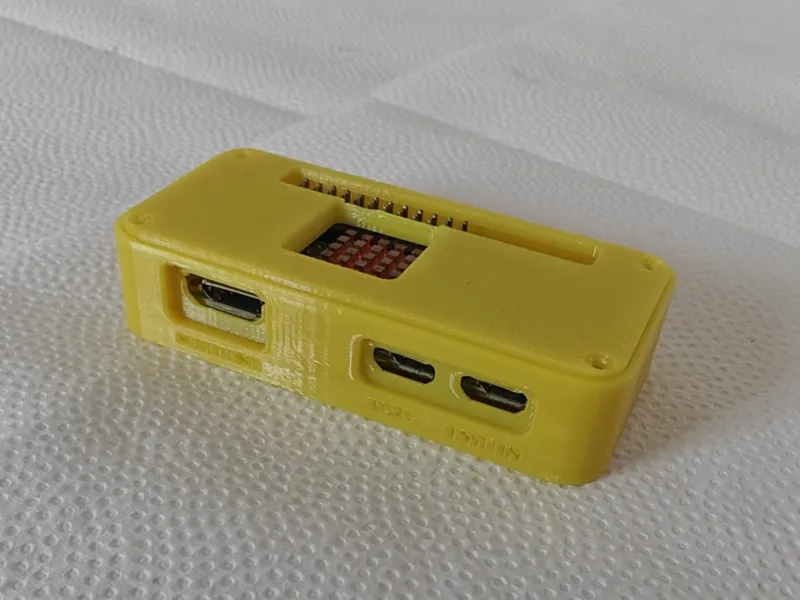 Caja Raspberry PI Zero 2W rotulada sin soportes