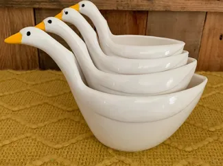 goose measuring cup