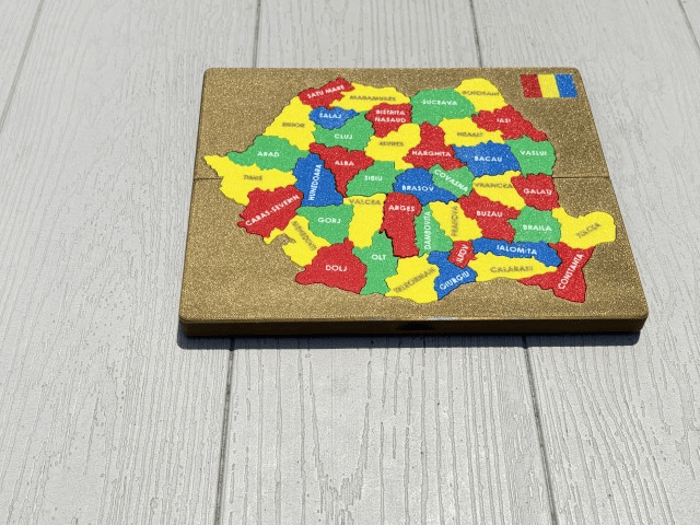 Puzzle Travel Map - Romania Print-in-Place 