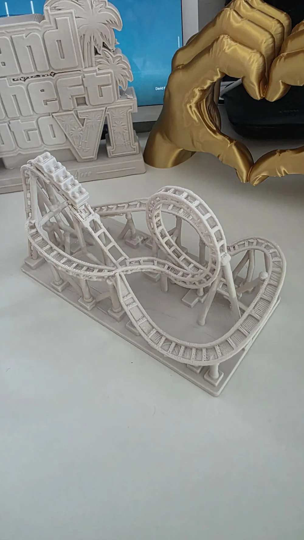 Mini Roller Coaster (AI SLOP) - Free 3D Print Model - MakerWorld