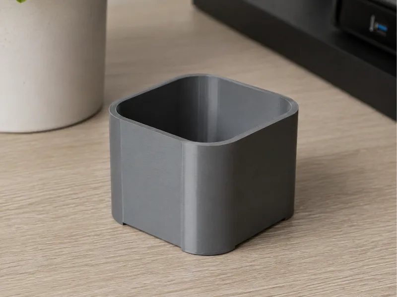 Modern Minimalist Planter with Drain Hole