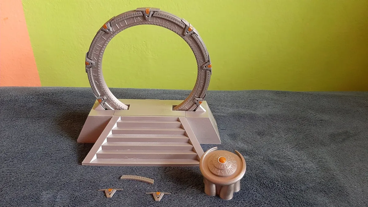 Porte des étoiles avec piédestal et DHD (Stargate)