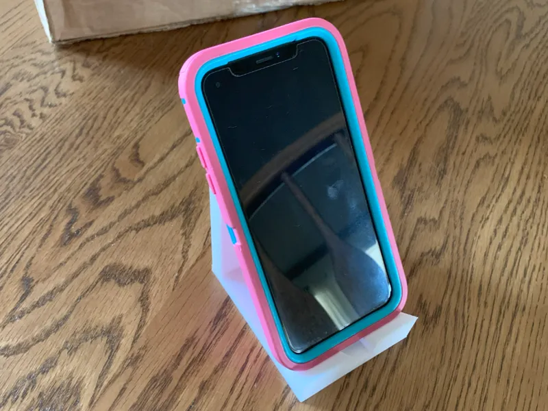 Collapsable phone stand