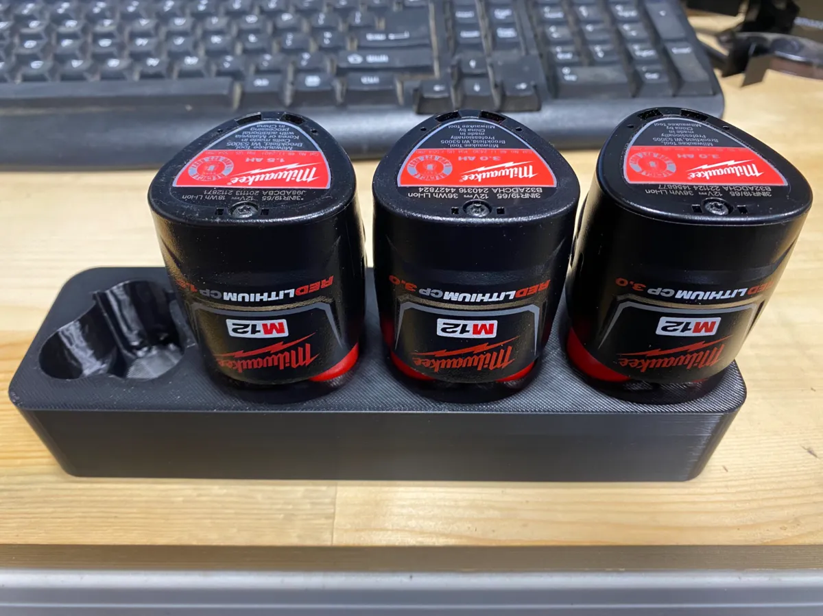 Support pour batteries M12