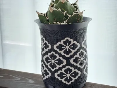 Agave Plant Vase z077 Hanabishi 花菱 150