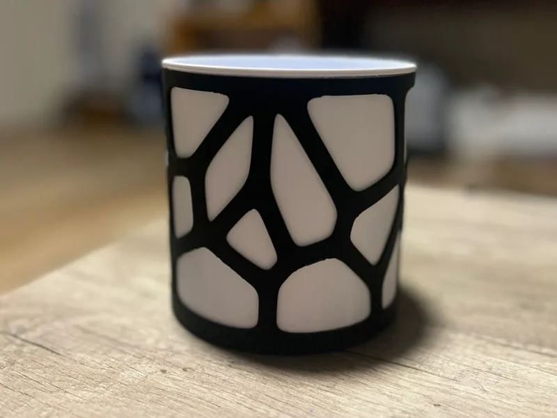 Voronoi Desktop Storage