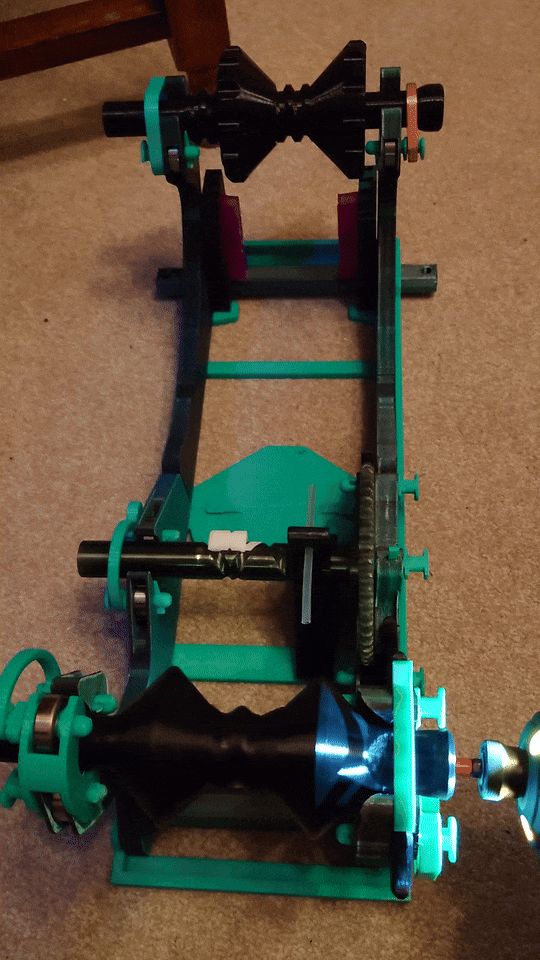 Modular 1/2 spool clip for Pastamatic leadscrew