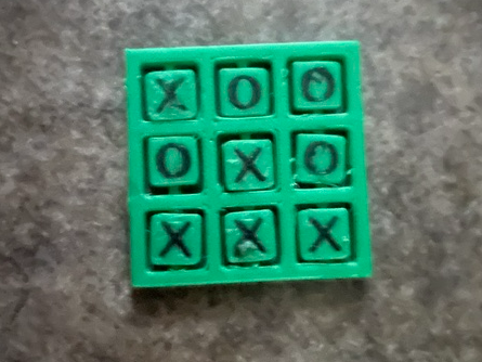 WORLD'S SMALLEST TIC TAC TOE