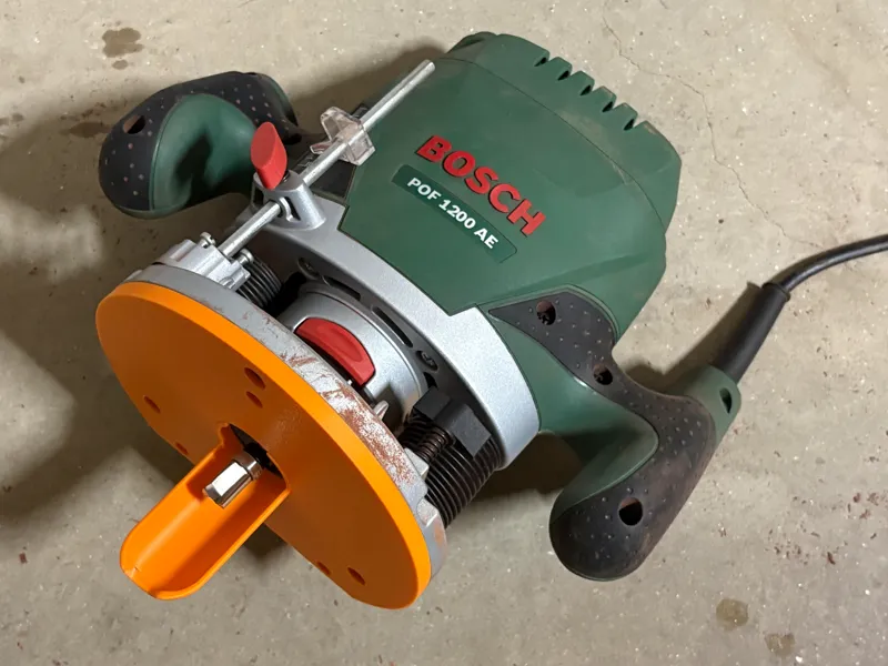 Rotatable Dust Shroud for Bosch POF 1200 AE Router