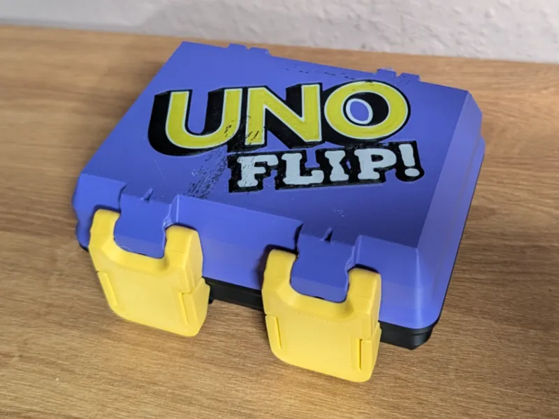 UNO Flip deck case