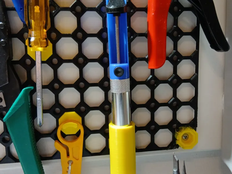 Multiboard mount for solder suckers