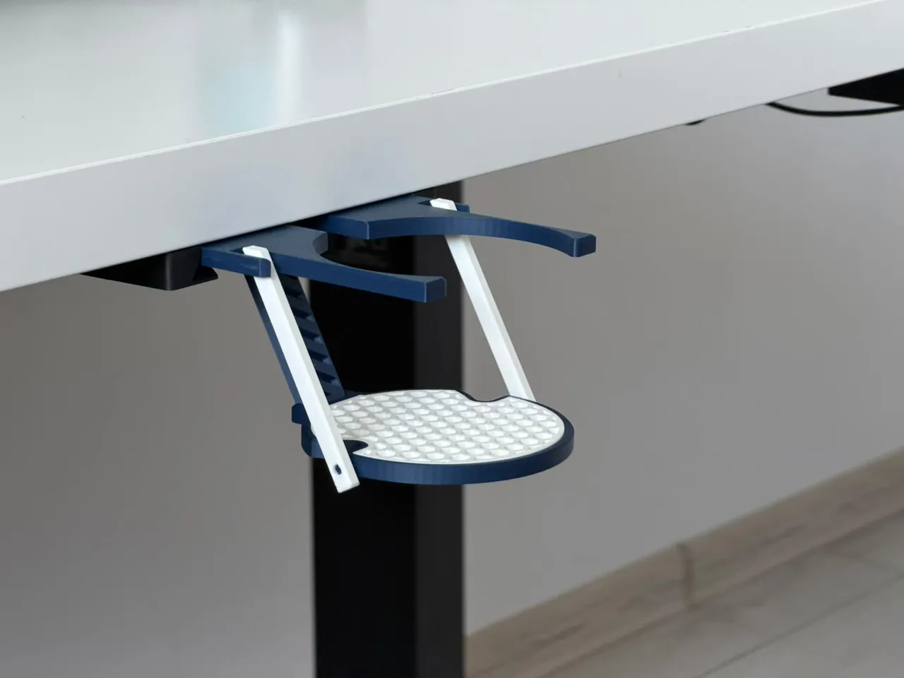 Parametric Foldable Under-Desk Cup Holder view 4