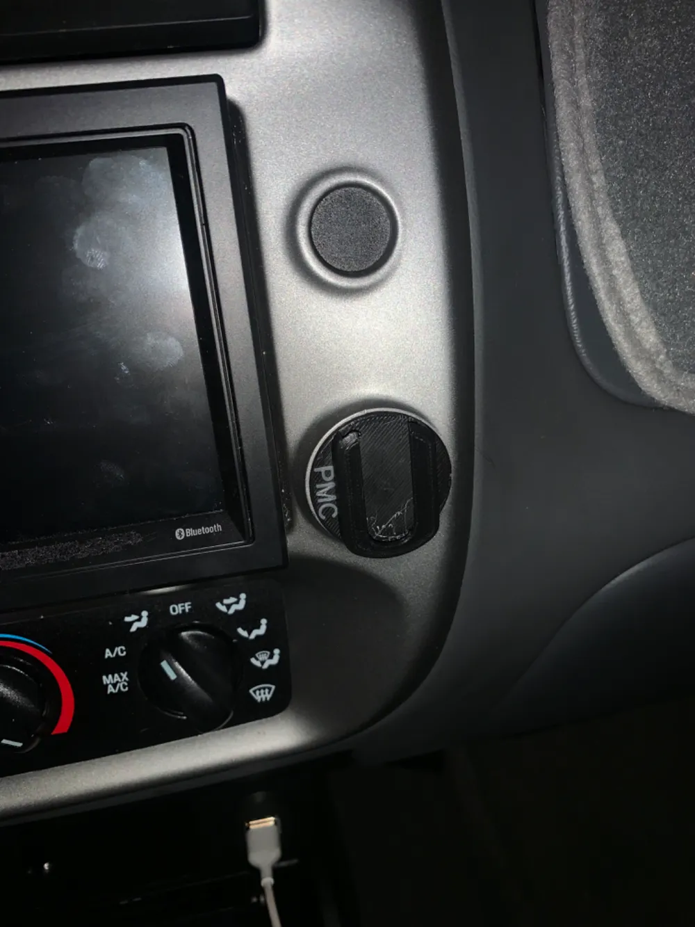 Ford Ranger 12v Outlet Mic Mount by innaruck MakerWorld: Download Free ...