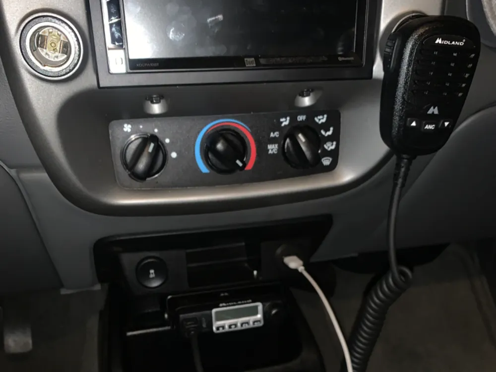 Ford Ranger 12v Outlet Mic Mount by innaruck MakerWorld