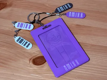 Soporte: Photocard Holder NMIXX — vista de referencia 4