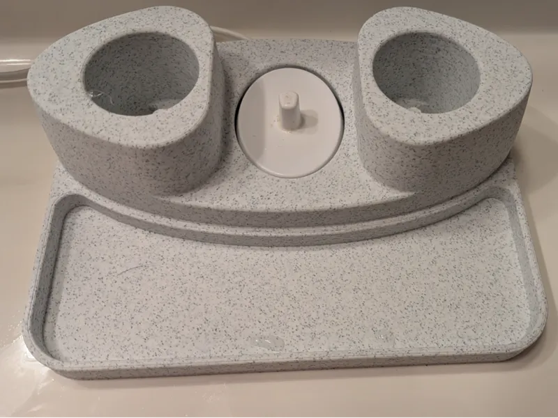 Oral-B electric toothbrush dock w/charging & Tray