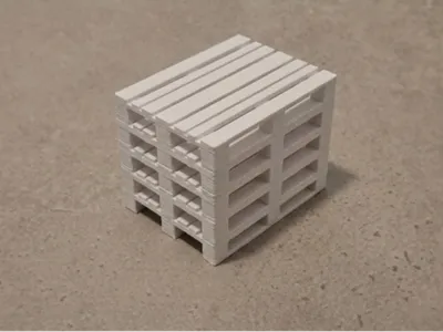 Stack of 5 Pallets