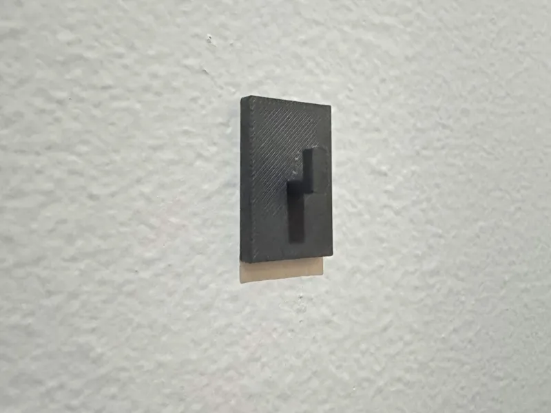 screwless frame mount