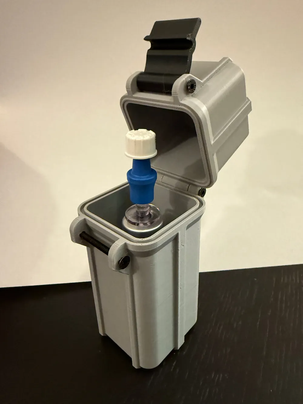 Hospira BAC Water with Spike Container - Free 3D Print Model - MakerWorld