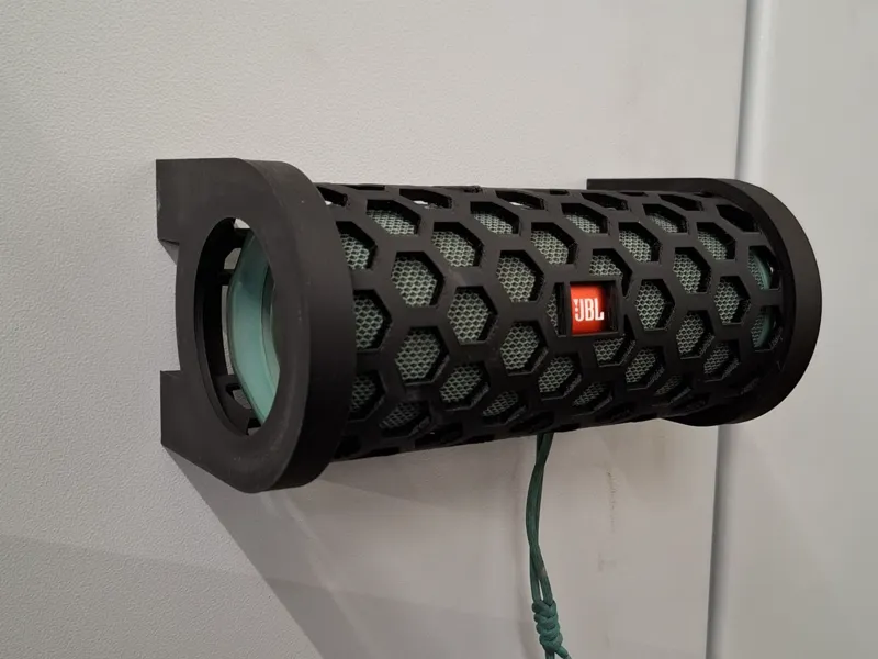 JBL Flip 5 magnetic holder